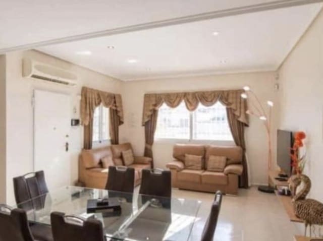 Villa/Maison de 6 chambres à louer à Ciudad Quesada, Rojales avec piscine garage - 2 800 € (Ref: 10038558)