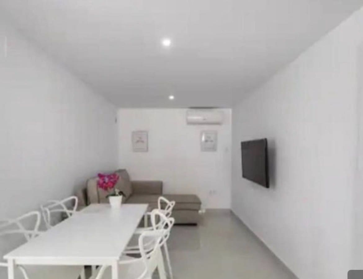 Villa/Maison de 6 chambres à louer à Ciudad Quesada avec piscine garage - 2 800 € (Ref: 10038558)