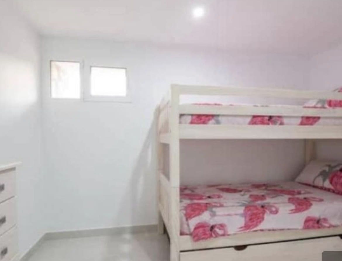 Villa/Maison de 6 chambres à louer à Ciudad Quesada avec piscine garage - 2 800 € (Ref: 10038558)