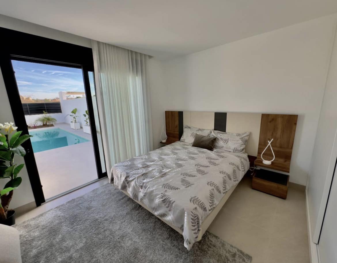 3 soverom Villa til salgs i Benijofar med svømmebasseng garasje - € 465 000 (Ref: 10038560)