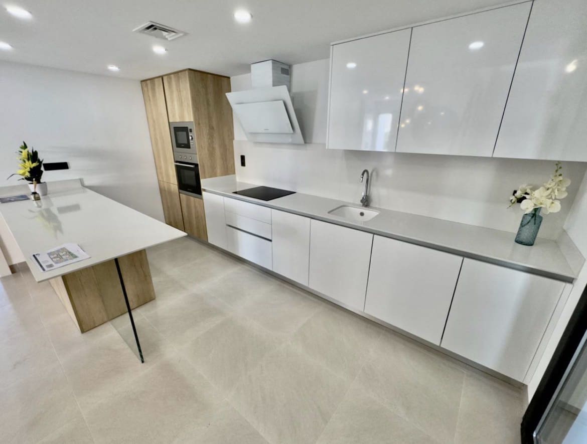 3 soverom Villa til salgs i Benijofar med svømmebasseng garasje - € 465 000 (Ref: 10038560)