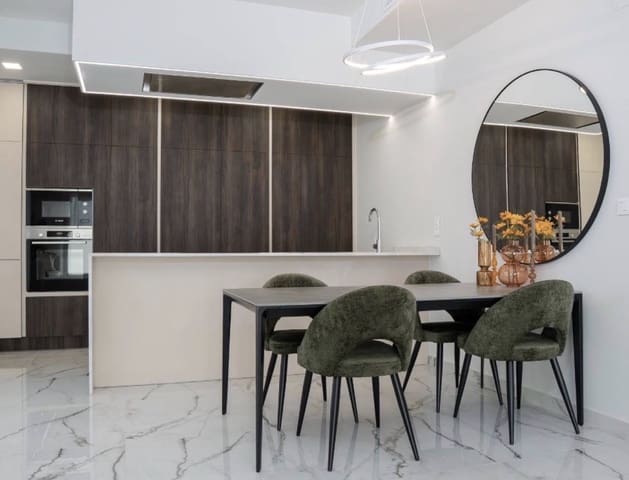 3 quarto Moradia para venda em Ciudad Quesada, Rojales com piscina garagem - 549 000 € (Ref: 10038561)