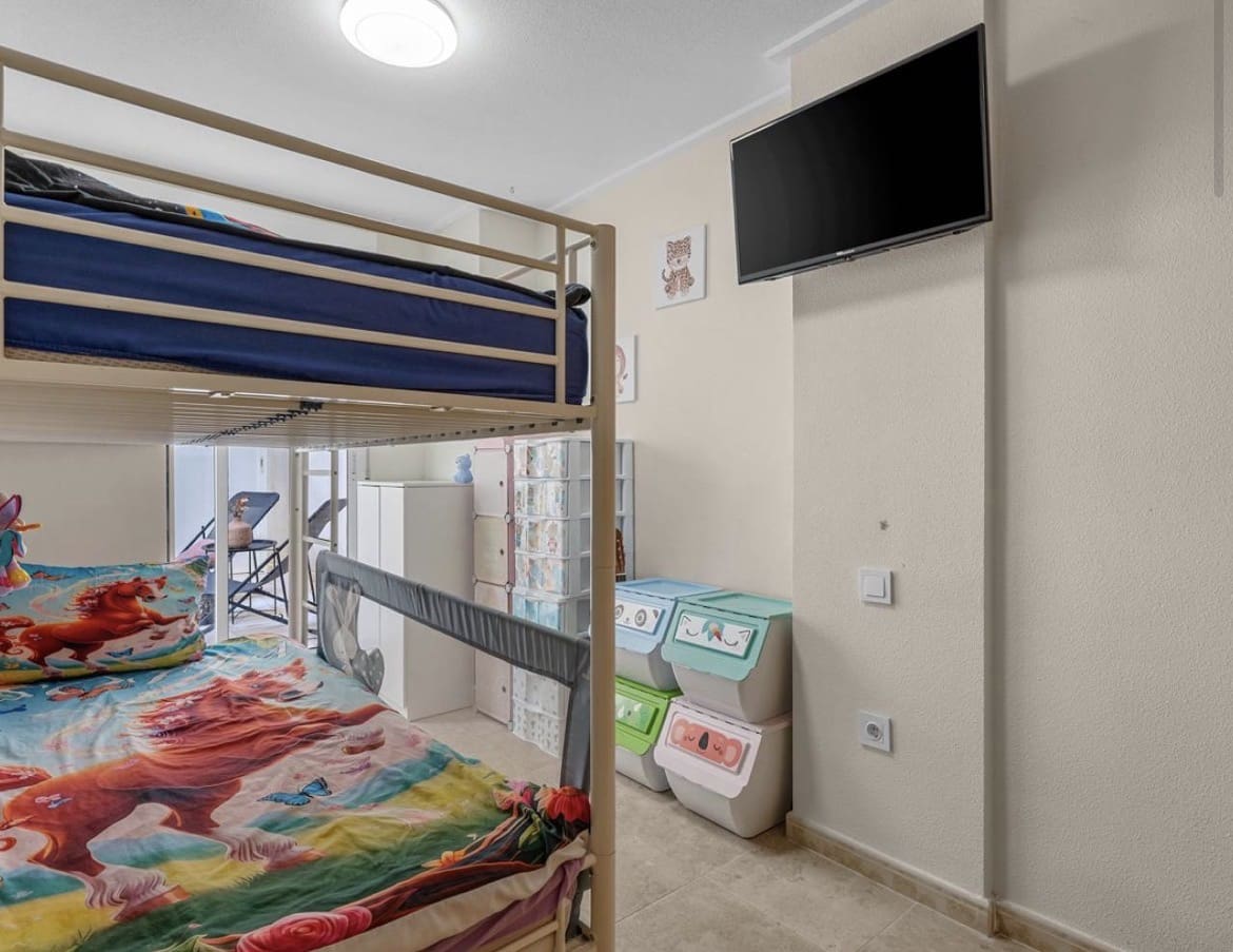 2 sovrum Lägenhet till salu i Alicante stad - 189 000 € (Ref: 10038573)