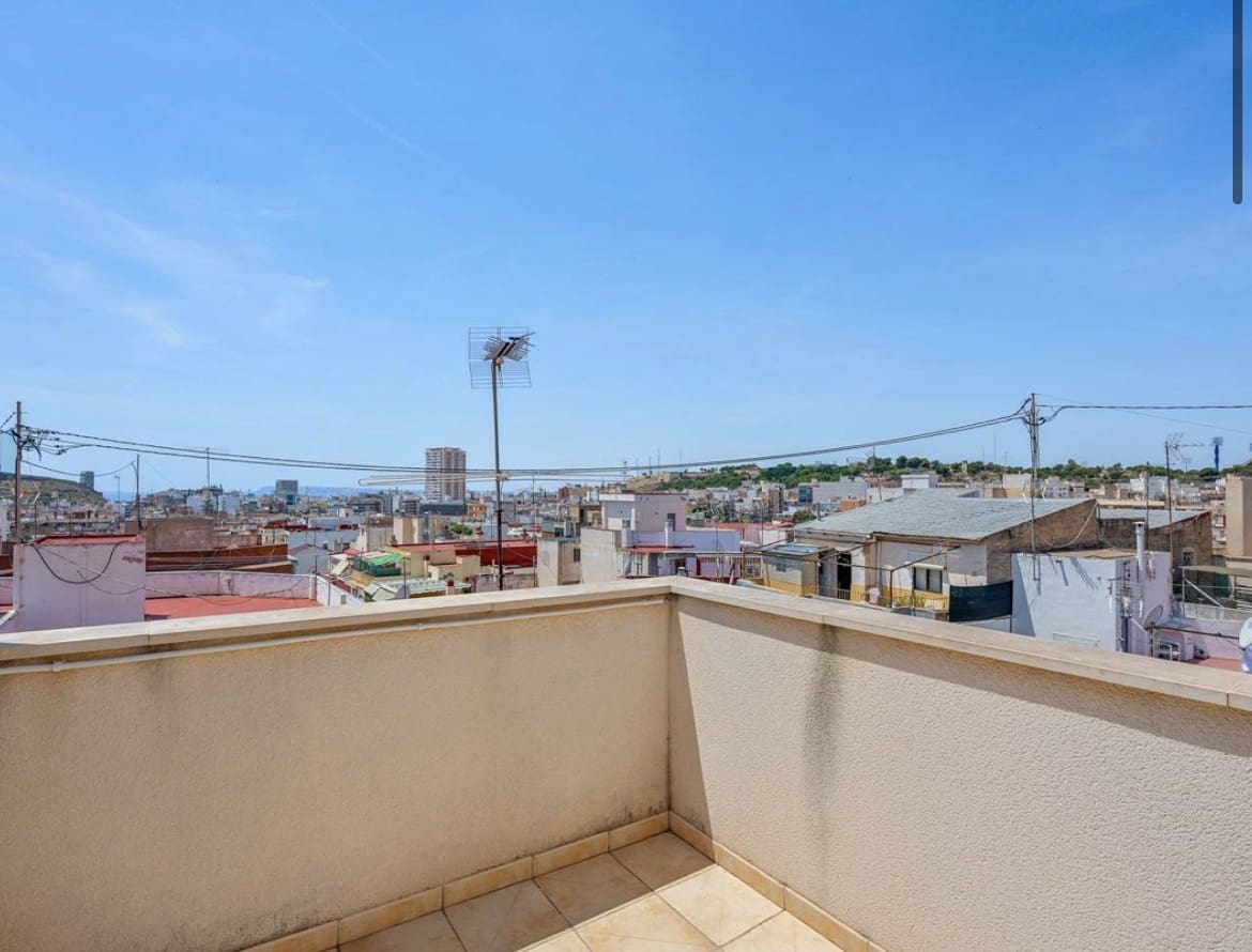 2 sovrum Lägenhet till salu i Alicante stad - 189 000 € (Ref: 10038573)