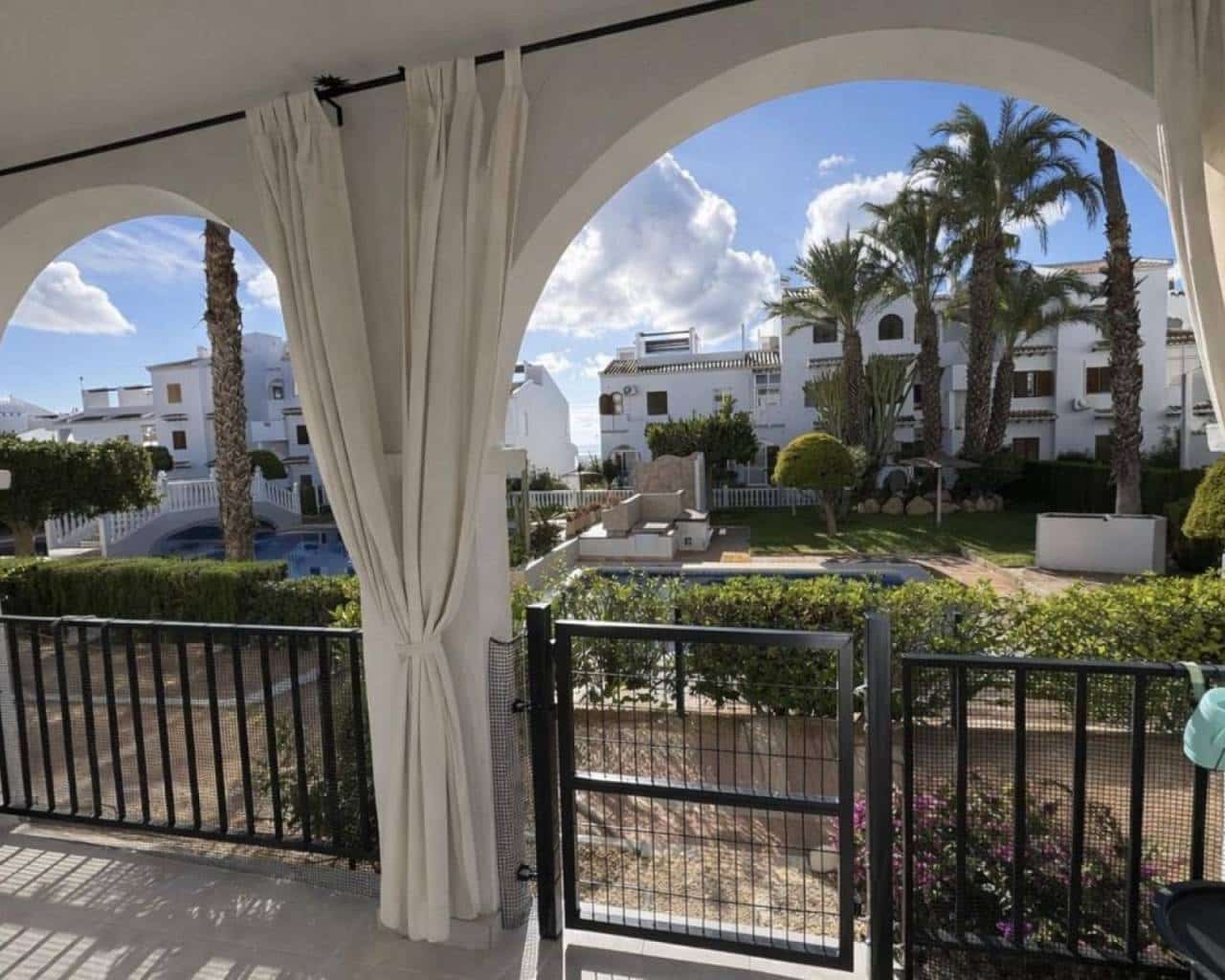 3 quarto Casa em Banda para venda em Ciudad Quesada com piscina garagem - 215 000 € (Ref: 10072694)