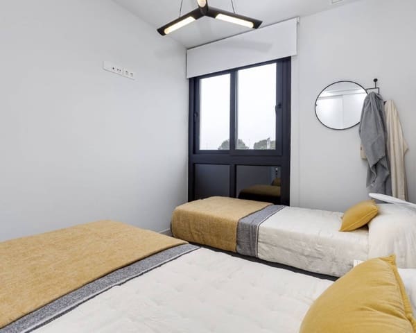 2 Zimmer Apartment zu verkaufen in Torrevieja mit Pool Garage - 293.000 € (Ref: 10079782)
