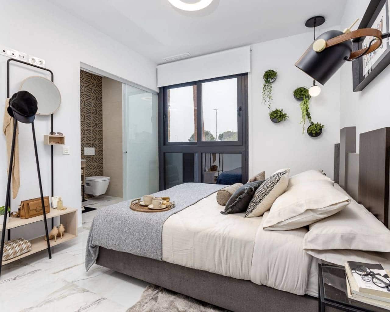 2 Zimmer Apartment zu verkaufen in Torrevieja mit Pool Garage - 293.000 € (Ref: 10079782)