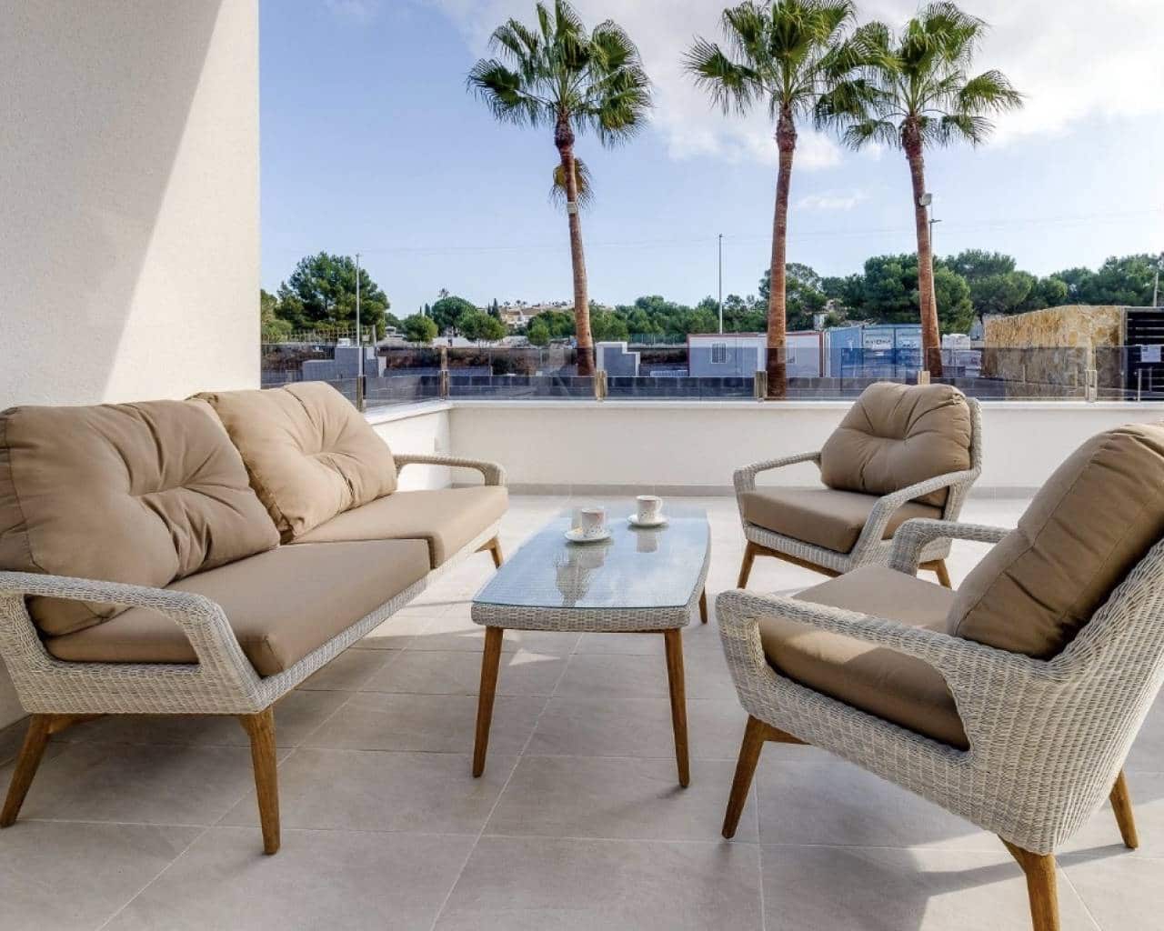 2 Zimmer Apartment zu verkaufen in Torrevieja mit Pool Garage - 293.000 € (Ref: 10079782)