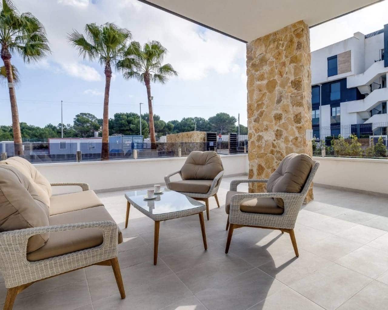 2 Zimmer Apartment zu verkaufen in Torrevieja mit Pool Garage - 293.000 € (Ref: 10079782)