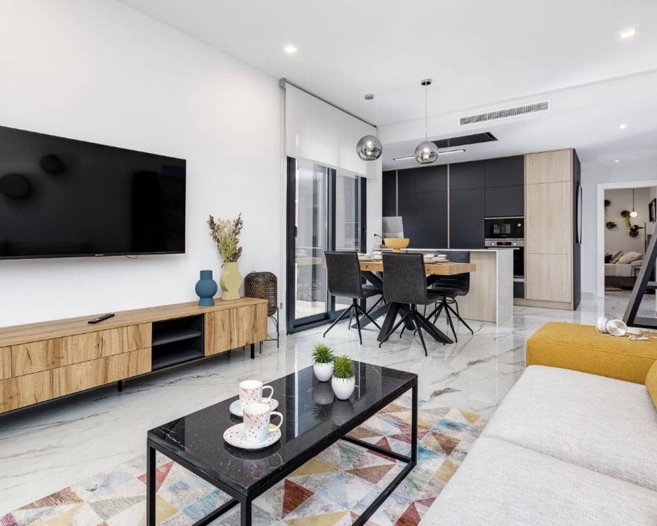 2 Zimmer Apartment zu verkaufen in Torrevieja mit Pool Garage - 293.000 € (Ref: 10079782)