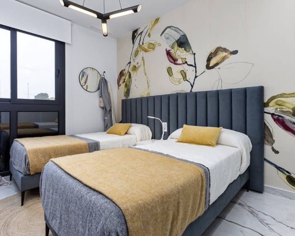 2 Zimmer Apartment zu verkaufen in Torrevieja mit Pool Garage - 293.000 € (Ref: 10079782)