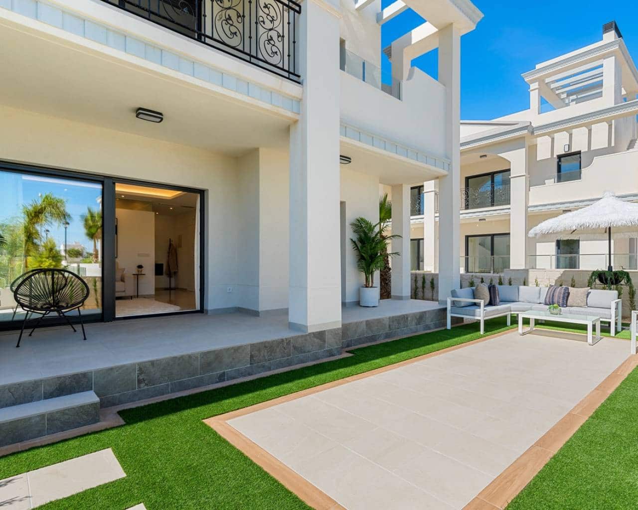 Apartamento de 2 habitaciones en Ciudad Quesada en venta con piscina garaje - 299.000 € (Ref: 10079784)