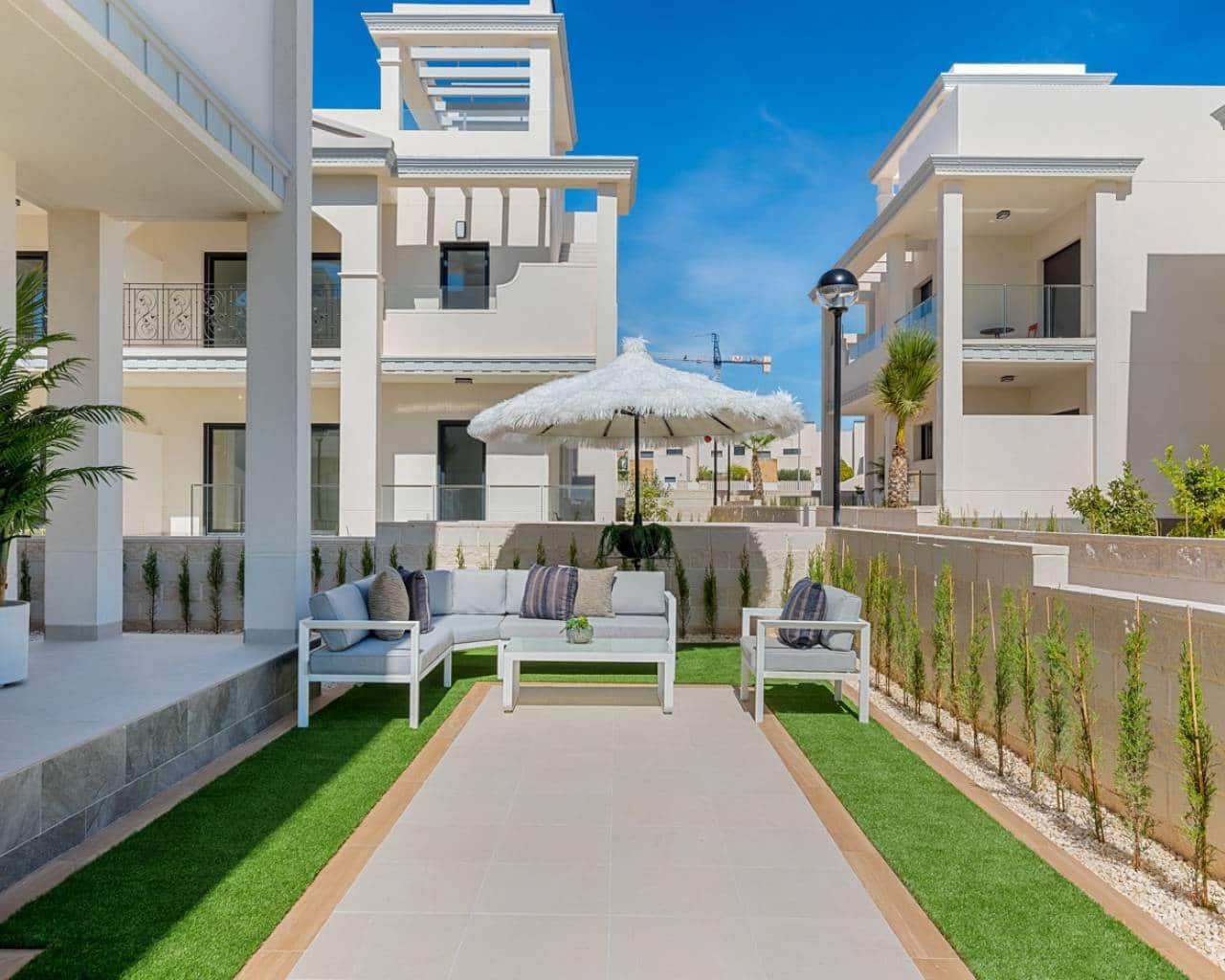 Apartamento de 2 habitaciones en Ciudad Quesada en venta con piscina garaje - 299.000 € (Ref: 10079784)