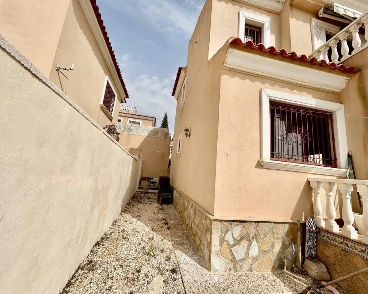 2 sovrum Villa till salu i Orihuela med pool garage - 218 000 € (Ref: 10081172)