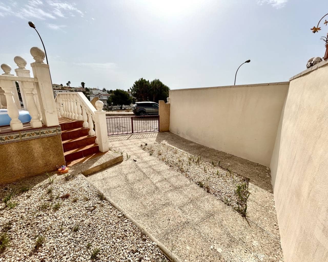 2 sovrum Villa till salu i Orihuela med pool garage - 218 000 € (Ref: 10081172)