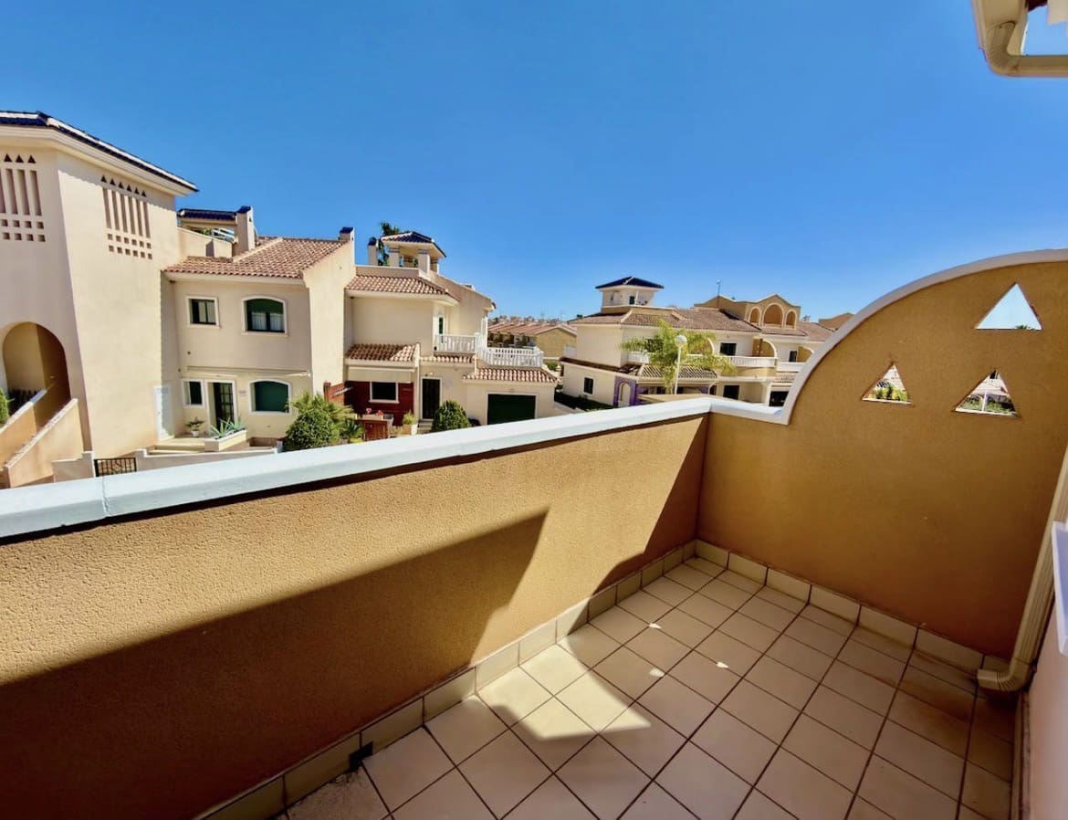 3 sovrum Villa till salu i Ciudad Quesada med pool garage - 320 000 € (Ref: 10094612)