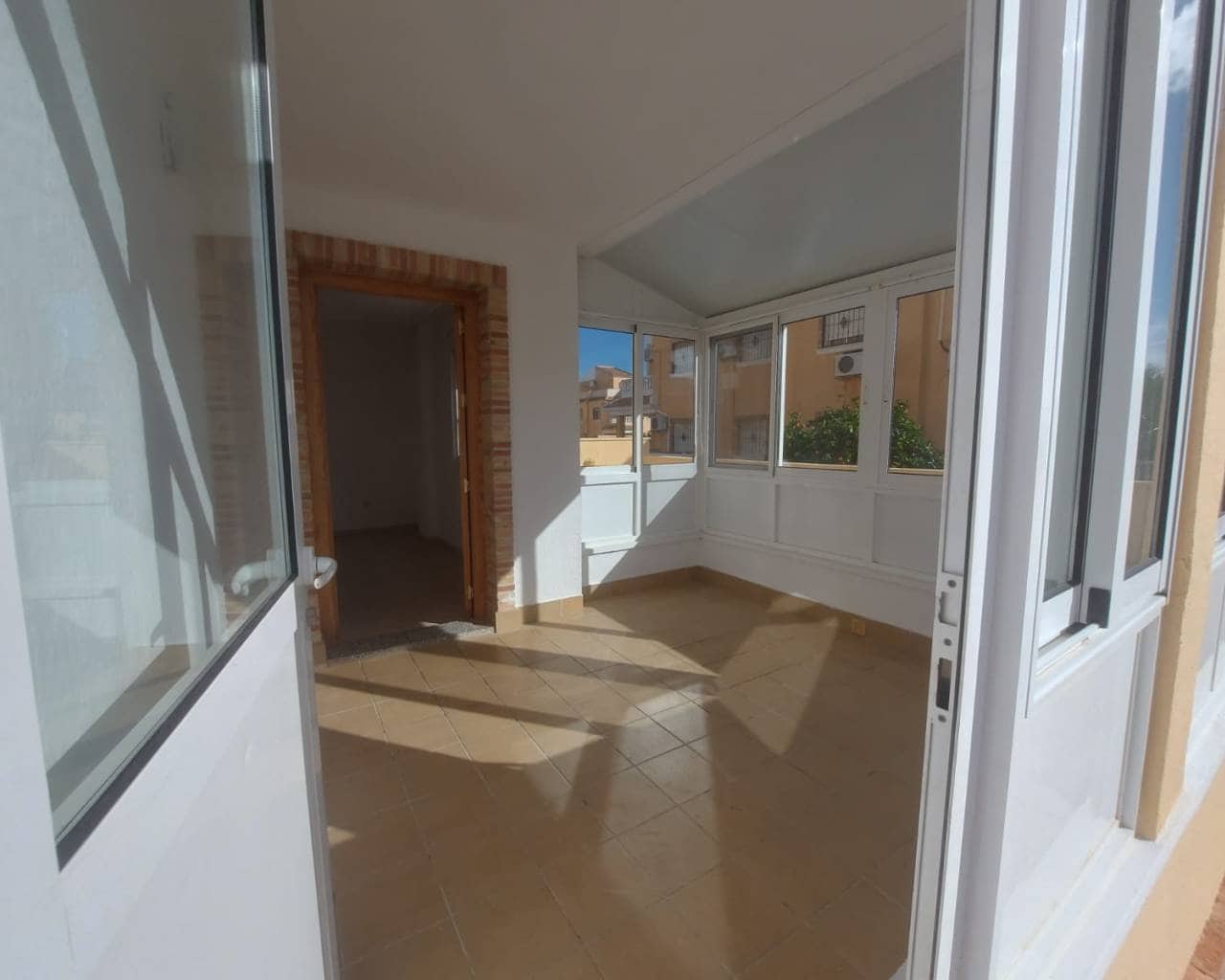 Chalet de 3 habitaciones en Ciudad Quesada en venta con piscina garaje - 265.000 € (Ref: 10095048)