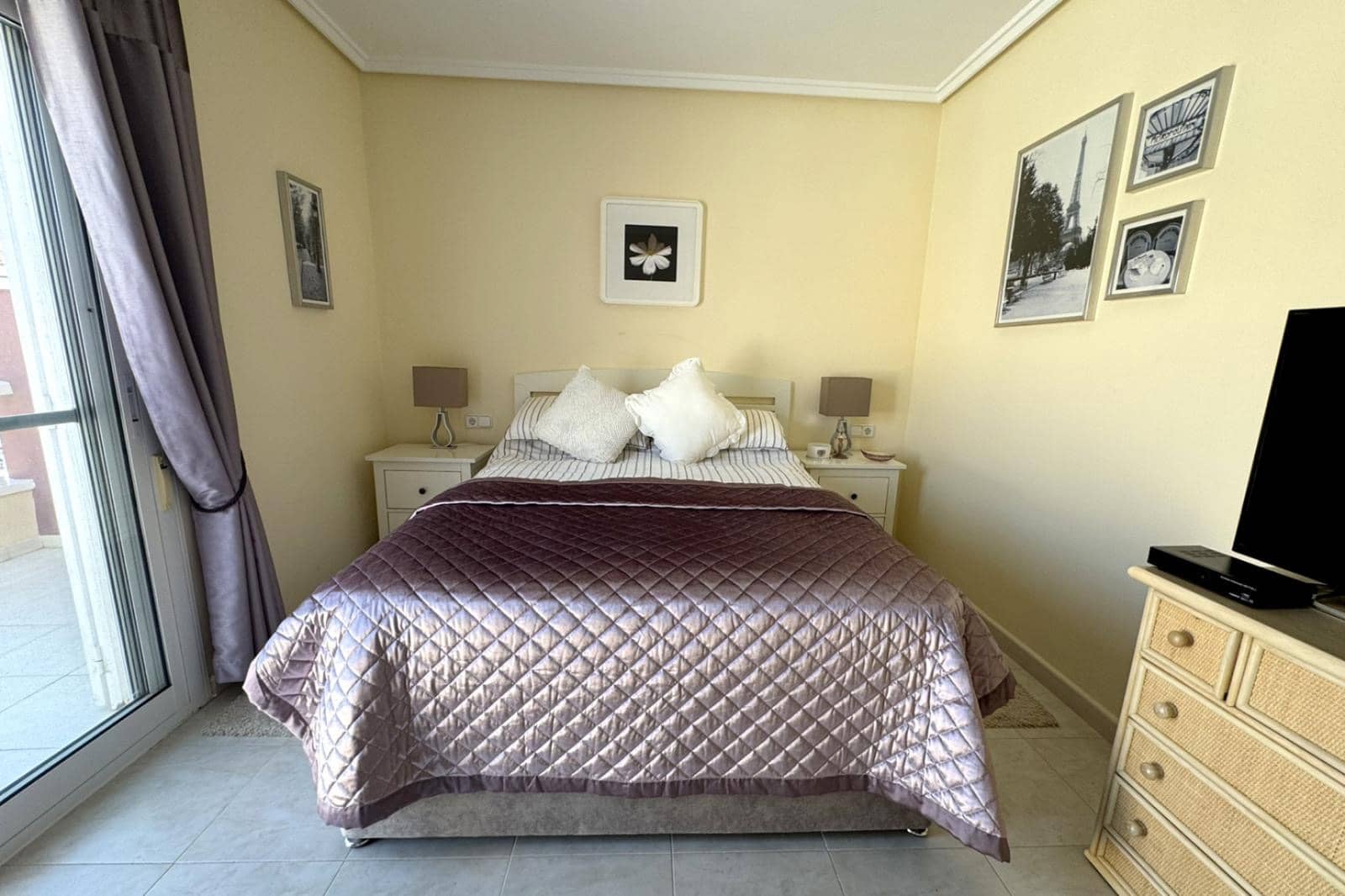 3 sypialnia Bungalow na sprzedaż w Ciudad Quesada z basenem garażem - 240 000 € (Ref: 10116399)