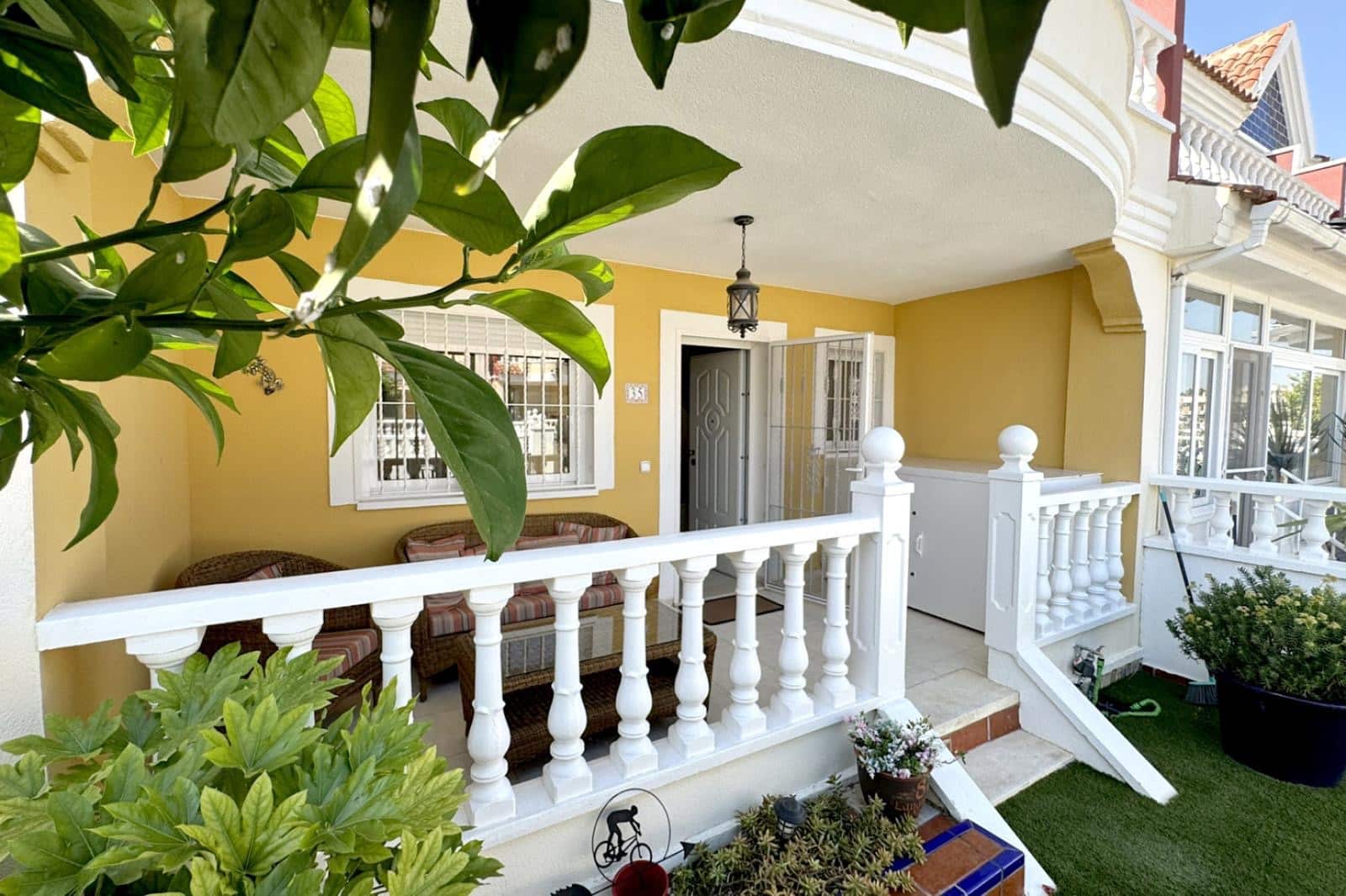 3 sypialnia Bungalow na sprzedaż w Ciudad Quesada z basenem garażem - 240 000 € (Ref: 10116399)