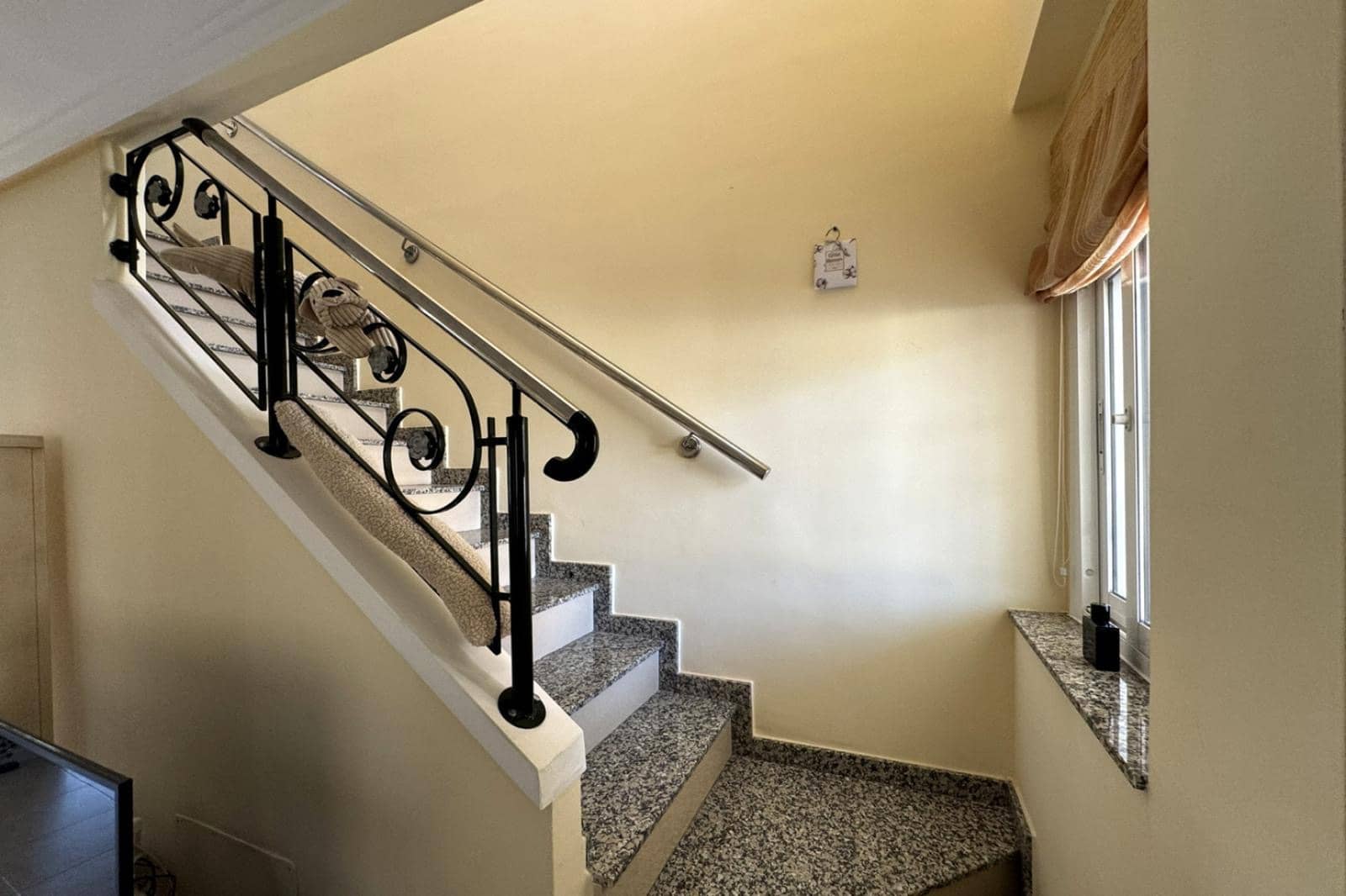 3 sypialnia Bungalow na sprzedaż w Ciudad Quesada z basenem garażem - 240 000 € (Ref: 10116399)