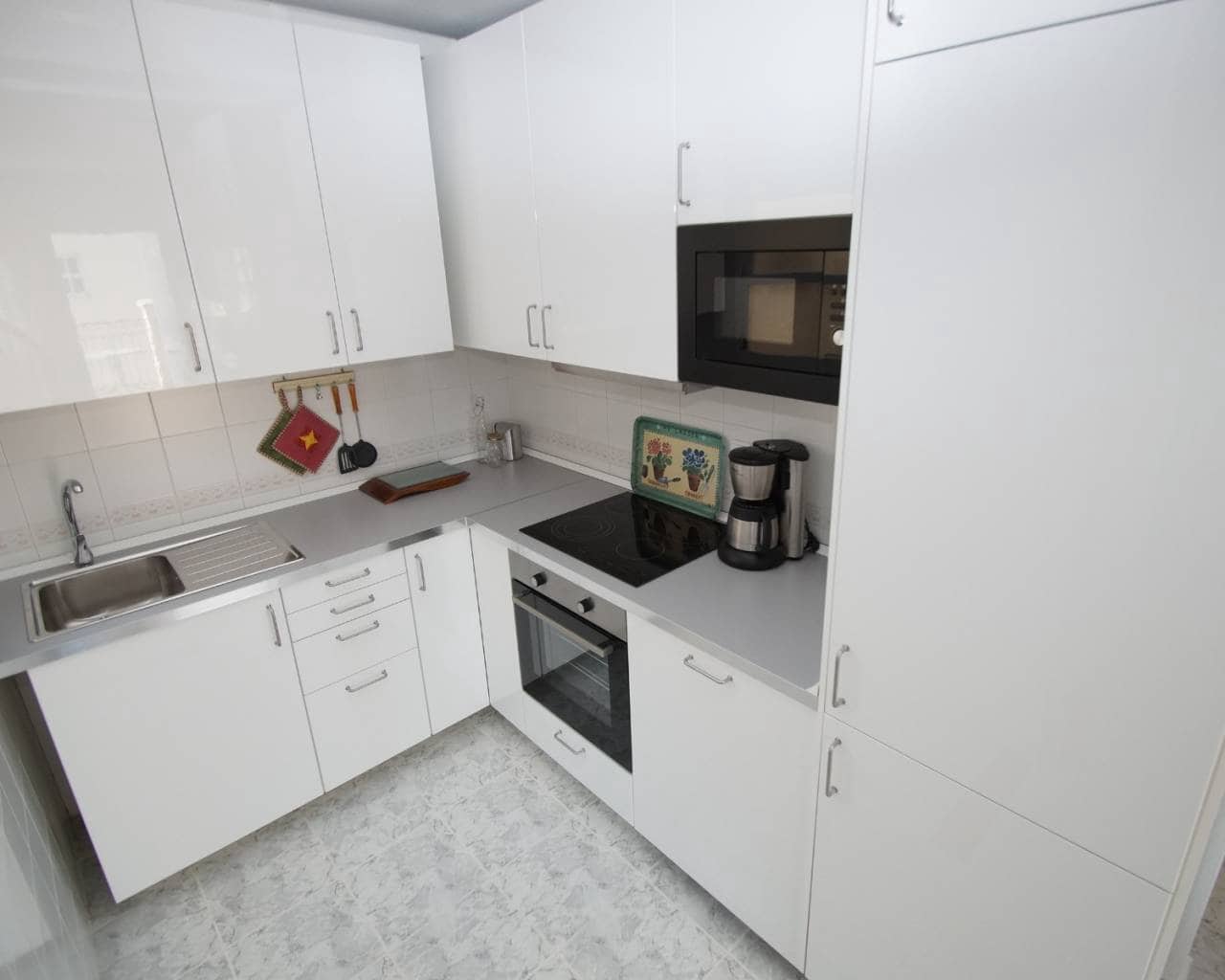 2 makuuhuone Bungalow myytävänä paikassa Playa Flamenca mukana uima-altaan 
autotalli - 155 000 € (Ref: 10135197)