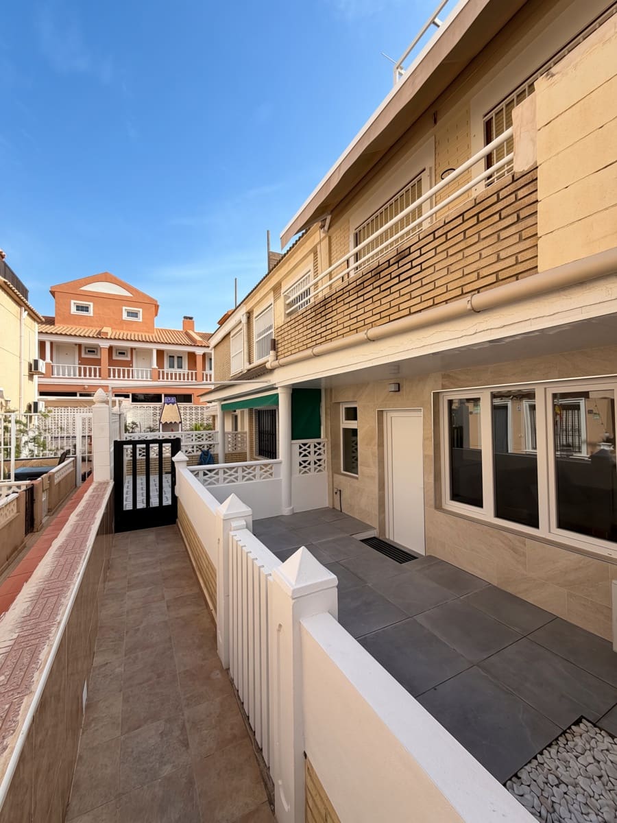 2 bedroom Apartment for sale in La Mata - € 240,000 (Ref: 10162535)