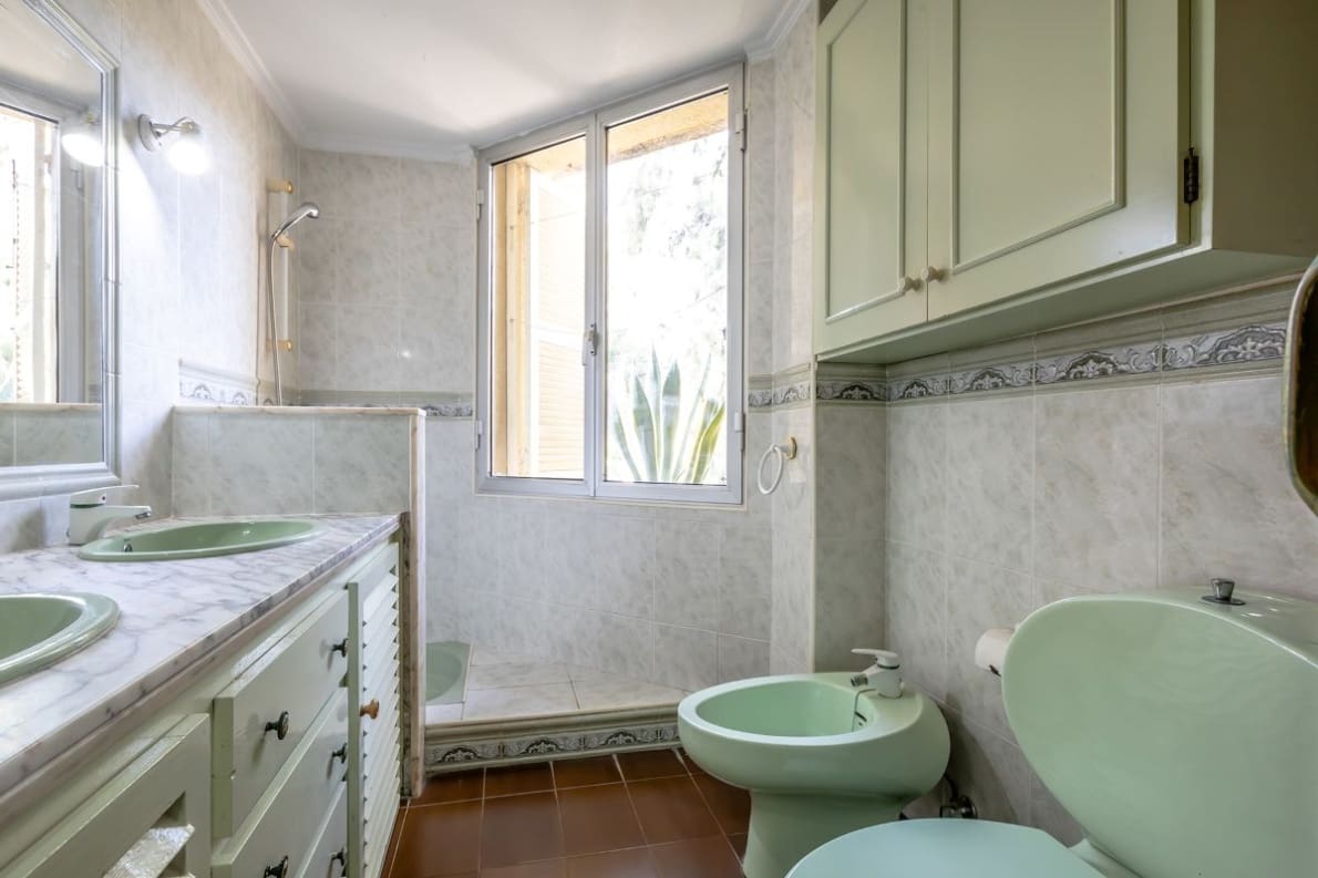 Chalet de 4 habitaciones en Alzira en venta con piscina garaje - 349.500 € (Ref: 10057413)