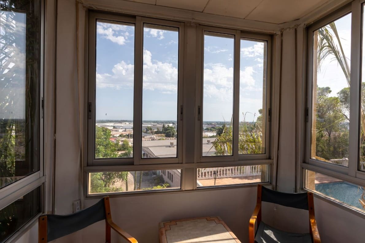 Chalet de 4 habitaciones en Alzira en venta con piscina garaje - 349.500 € (Ref: 10057413)
