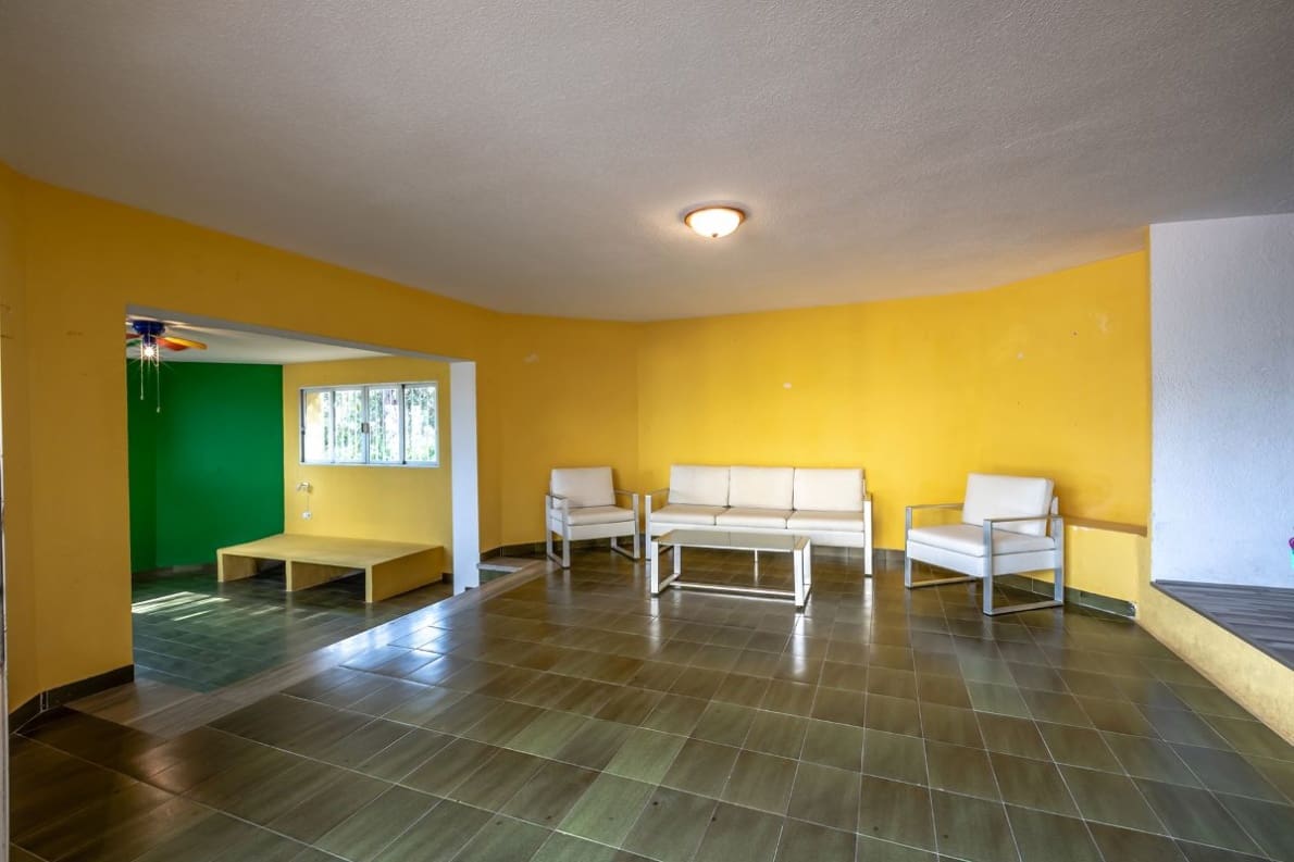Chalet de 4 habitaciones en Alzira en venta con piscina garaje - 349.500 € (Ref: 10057413)