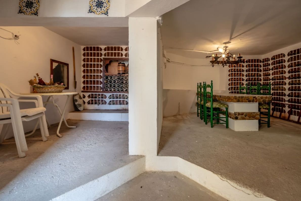Chalet de 4 habitaciones en Alzira en venta con piscina garaje - 349.500 € (Ref: 10057413)