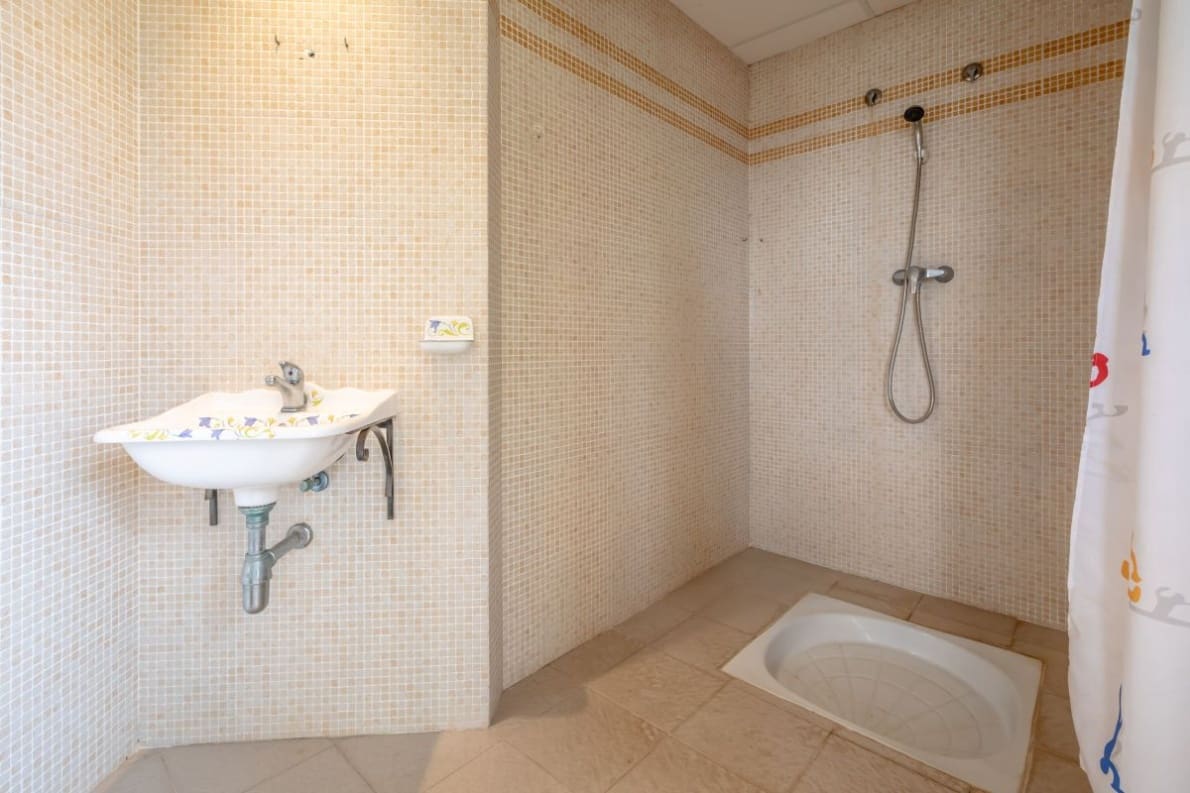 Chalet de 4 habitaciones en Alzira en venta con piscina garaje - 349.500 € (Ref: 10057413)