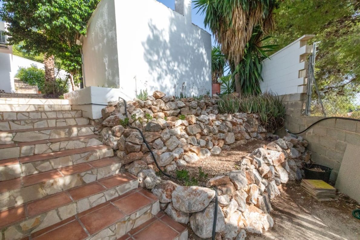 4 soveværelse Villa til salg i Chiva med swimmingpool garage - € 359.000 (Ref: 10057414)