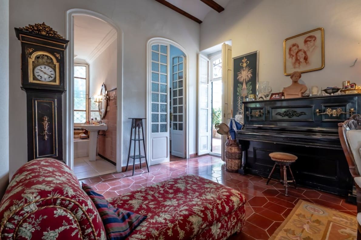 9 bedroom Villa for sale in Naquera with pool garage - € 1,100,000 (Ref: 10057415)