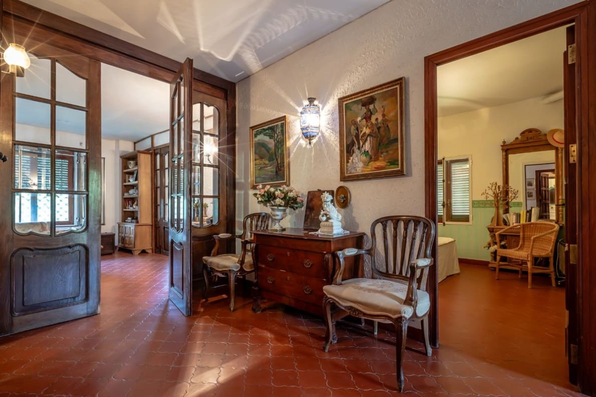 9 bedroom Villa for sale in Naquera with pool garage - € 1,100,000 (Ref: 10057415)