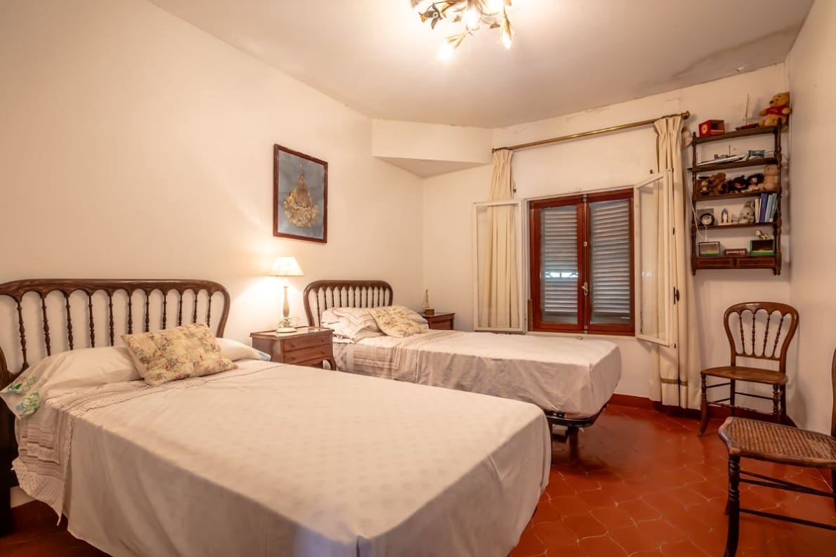 9 bedroom Villa for sale in Naquera with pool garage - € 1,100,000 (Ref: 10057415)
