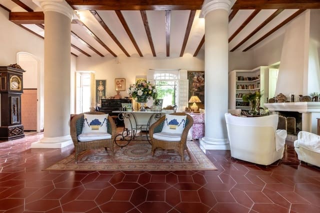 9 Zimmer Villa zu verkaufen in Náquera mit Pool Garage - 1.100.000 € (Ref: 10057415)