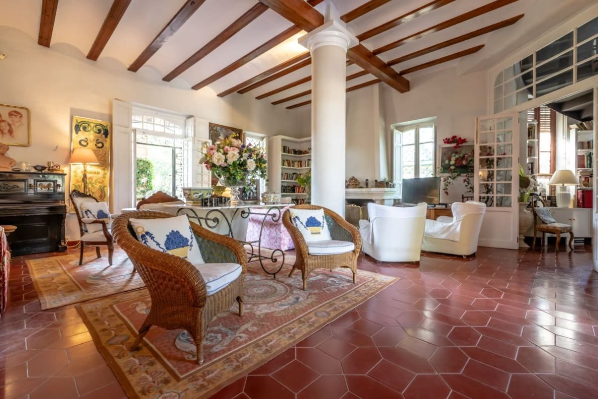 9 bedroom Villa for sale in Naquera with pool garage - € 1,100,000 (Ref: 10057415)