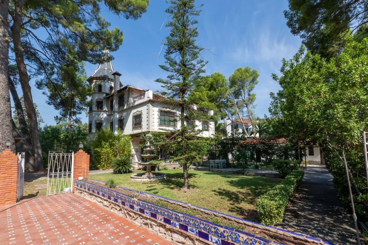9 bedroom Villa for sale in Naquera with pool garage - € 1,100,000 (Ref: 10057415)
