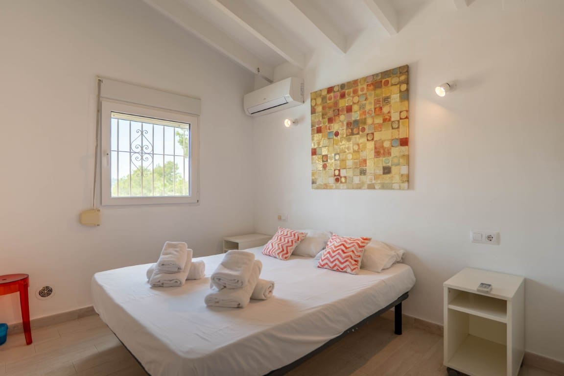 Chalet de 2 habitaciones en Moraira en venta con piscina garaje - 549.000 € (Ref: 10057416)