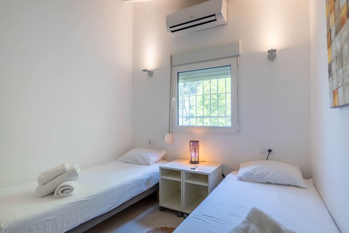 Chalet de 2 habitaciones en Moraira en venta con piscina garaje - 549.000 € (Ref: 10057416)