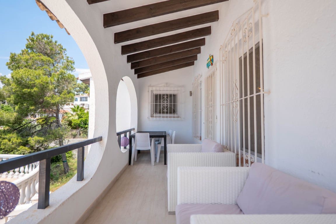 Chalet de 2 habitaciones en Moraira en venta con piscina garaje - 549.000 € (Ref: 10057416)