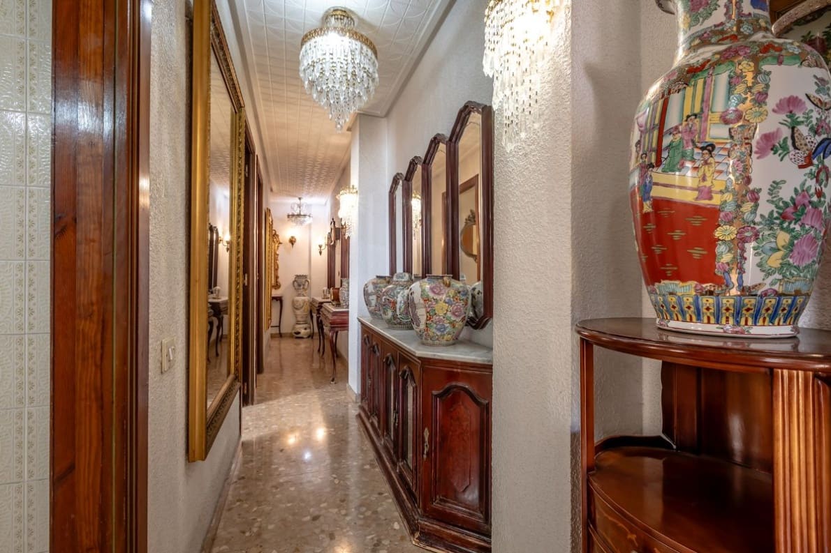 3 sovrum Lägenhet till salu i Valencia stad med garage - 390 000 € (Ref: 10057417)