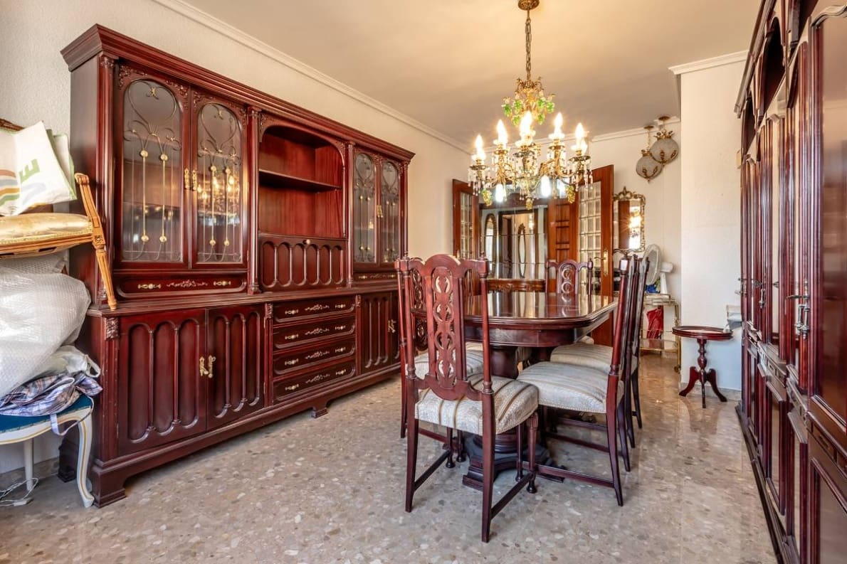 3 sovrum Lägenhet till salu i Valencia stad med garage - 390 000 € (Ref: 10057417)
