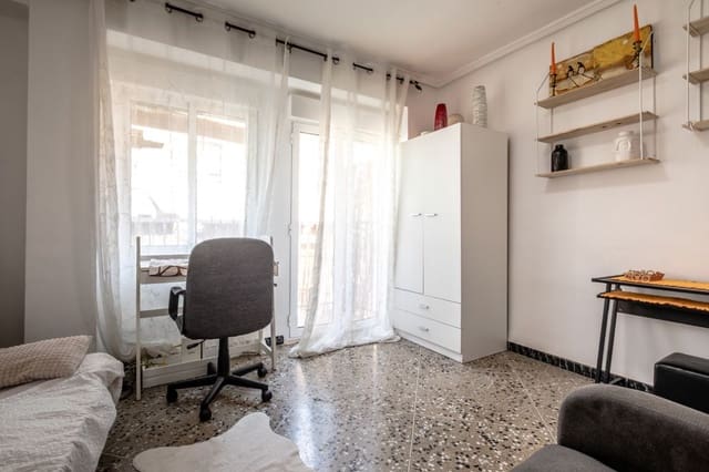 3 makuuhuone Huoneisto myytävänä paikassa Mont-Olivet, Valencia kaupunki - 240 000 € (Ref: 10057421)