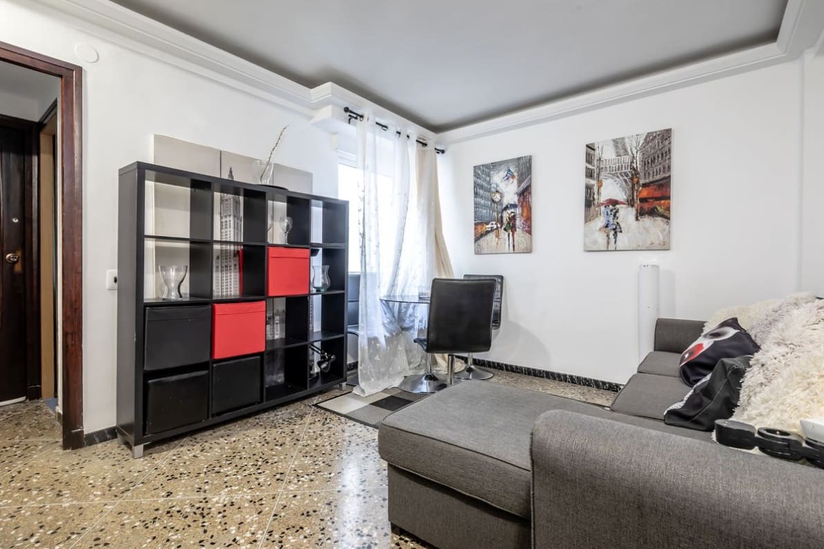 Apartamento de 3 habitaciones en València ciudad en venta - 240.000 € (Ref: 10057421)