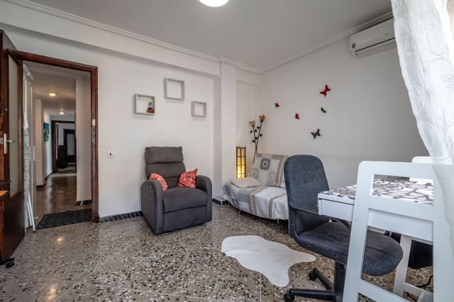 3 makuuhuone Huoneisto myytävänä paikassa Mont-Olivet, Valencia kaupunki - 240 000 € (Ref: 10057421)