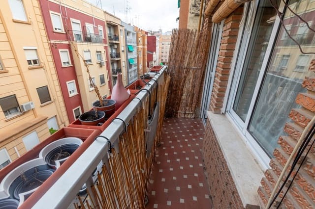 3 makuuhuone Huoneisto myytävänä paikassa Mont-Olivet, Valencia kaupunki - 240 000 € (Ref: 10057421)