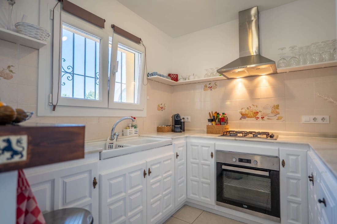 Chalet de 3 habitaciones en Moraira en venta con piscina garaje - 499.000 € (Ref: 10057425)