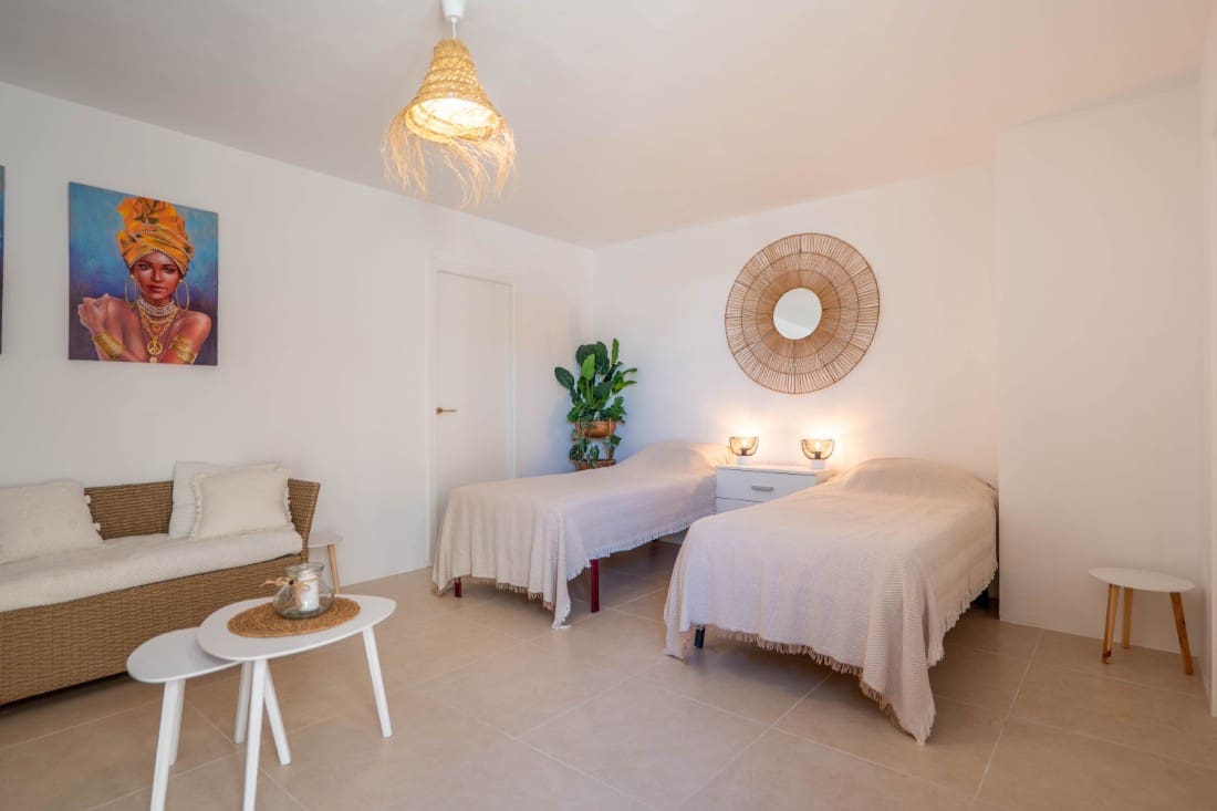 Chalet de 3 habitaciones en Moraira en venta con piscina garaje - 499.000 € (Ref: 10057425)