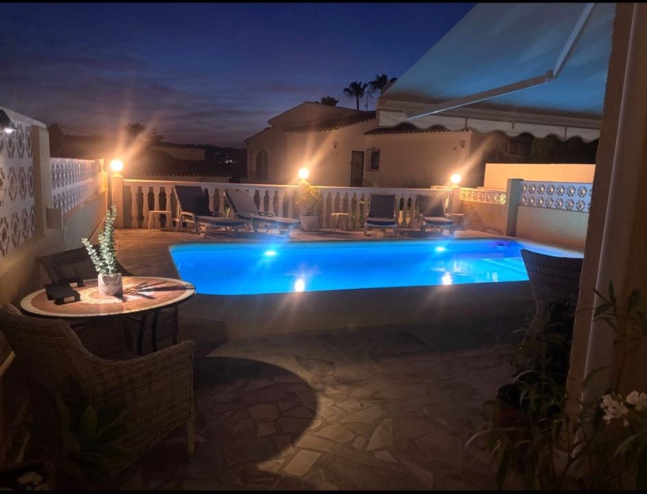 Chalet de 3 habitaciones en Moraira en venta con piscina garaje - 499.000 € (Ref: 10057425)